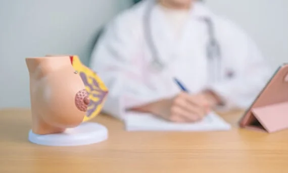 médecin esthétique pour embellir les seins femme Tunisie